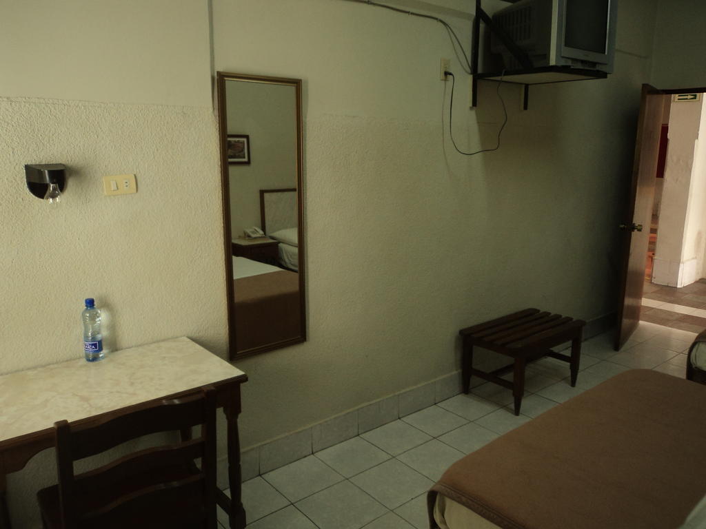 Hotel Kuraica Ciudad Obregón الغرفة الصورة